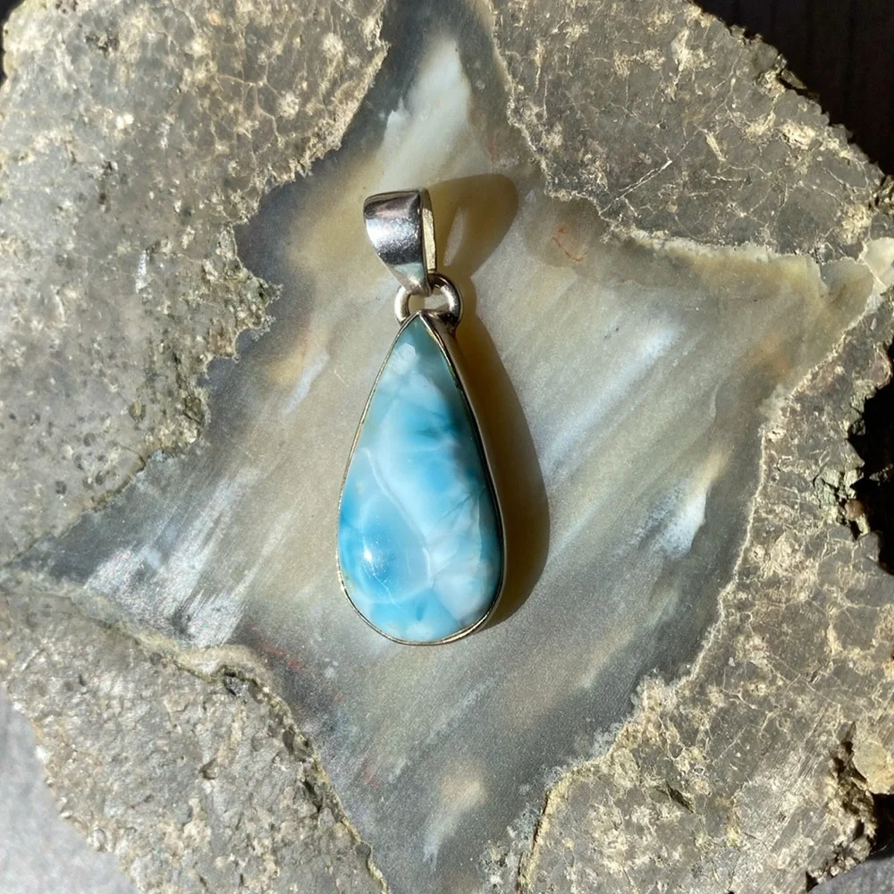 Genuine Larimar Gemstone, 925 Sterling Silver Pendant - Picture 6 of 15